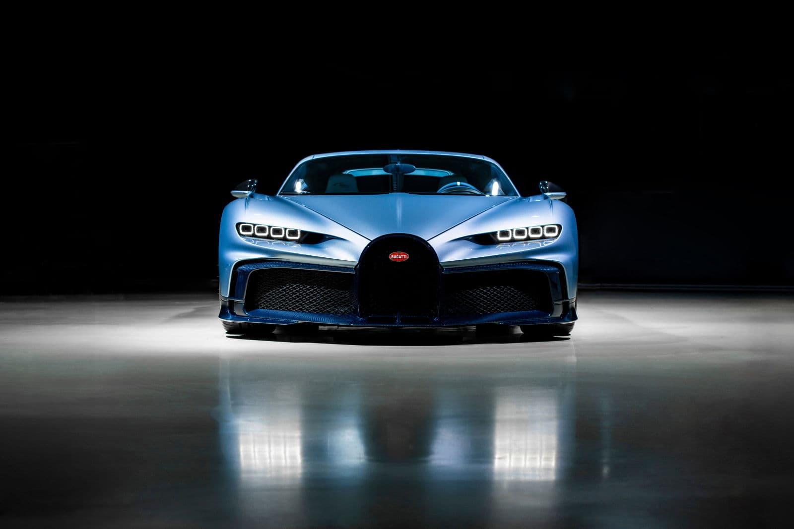 Bugatti Chiron Profilée Becomes Most Valuable New Car Ever Auctioned Bugatti Newsroom