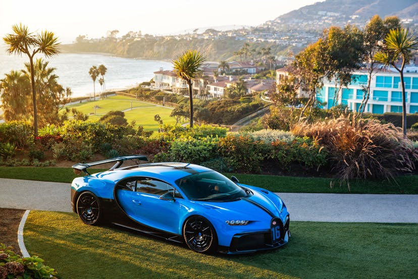 The new Bugatti Chiron Pur Sport in front of the breathtaking coast of Orange Country.
