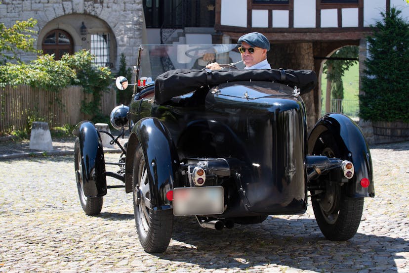 A ride in the Type 43 Grand Sport with Guy Caquelin