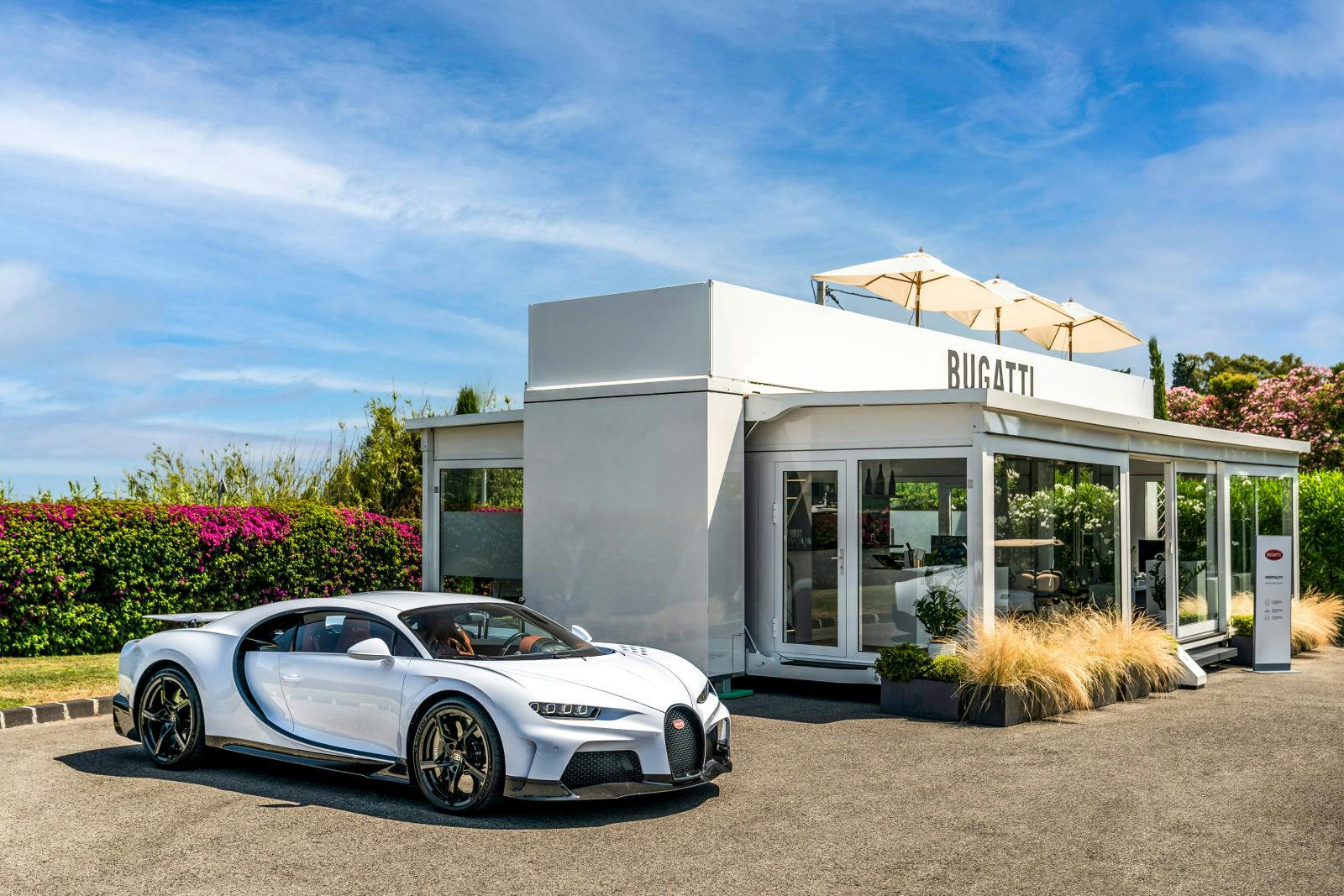 The Chiron Super Sport, which recently made its debut, will for the time being only be presented statically.