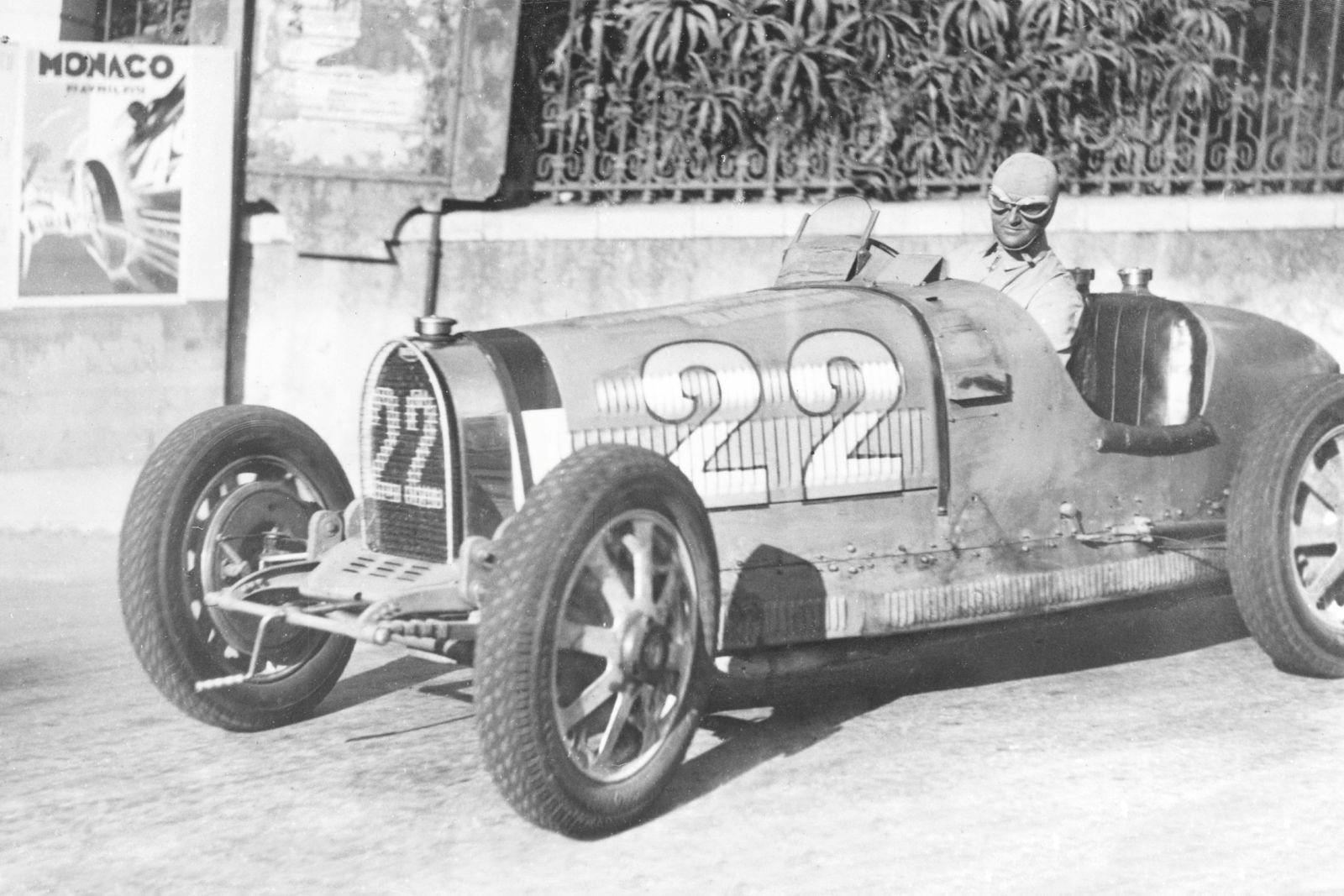 Louis Chiron mit einem Bugatti Type 51, Monaco Grand Prix im 1931.