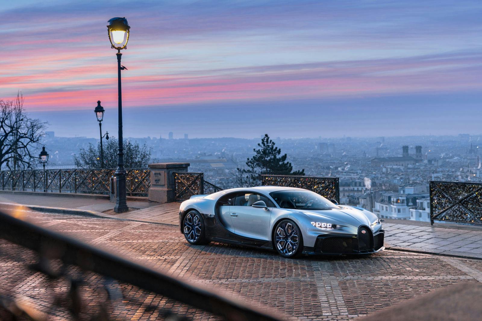 The Chiron Profilée  made a stopover in Montmartre before the February 1 auction.