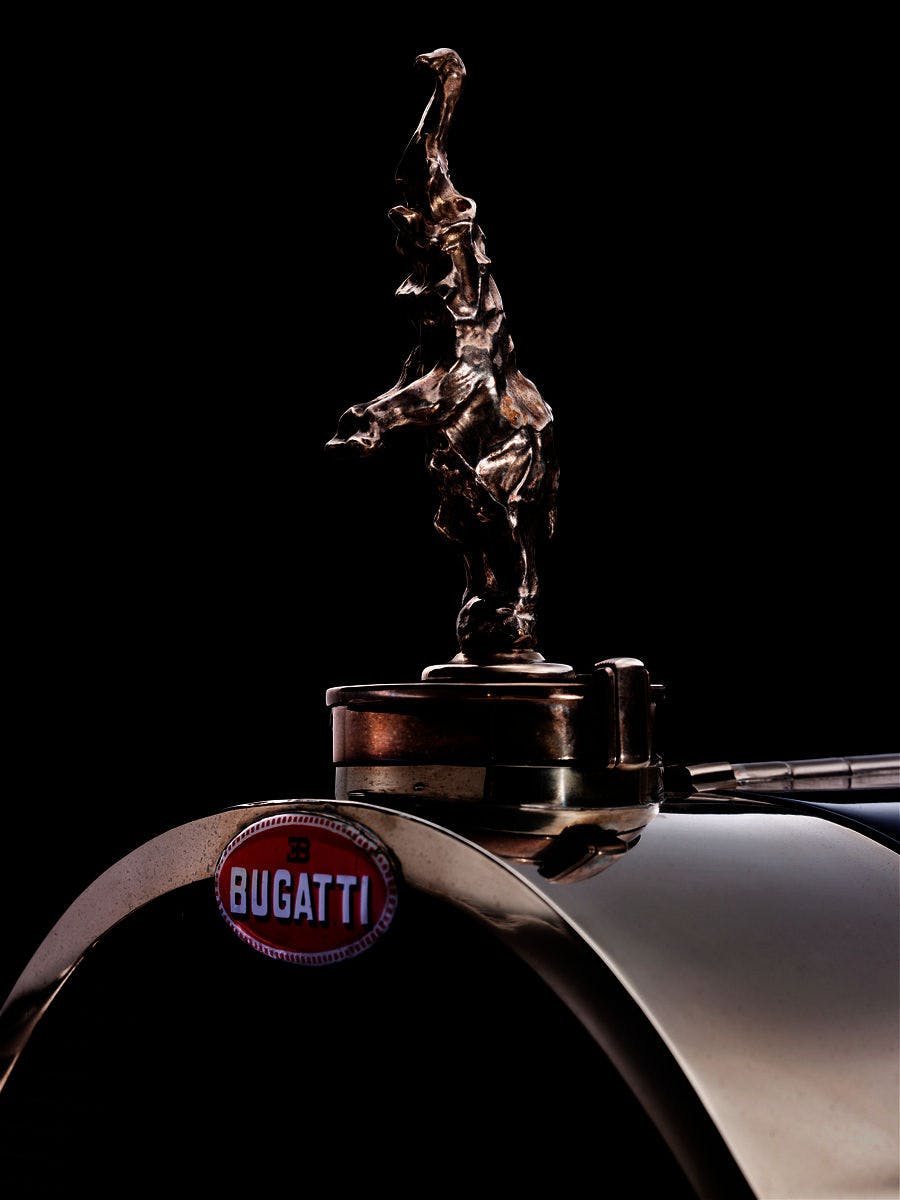 Bugatti Type 41 Royale, ornement éléphant dansant