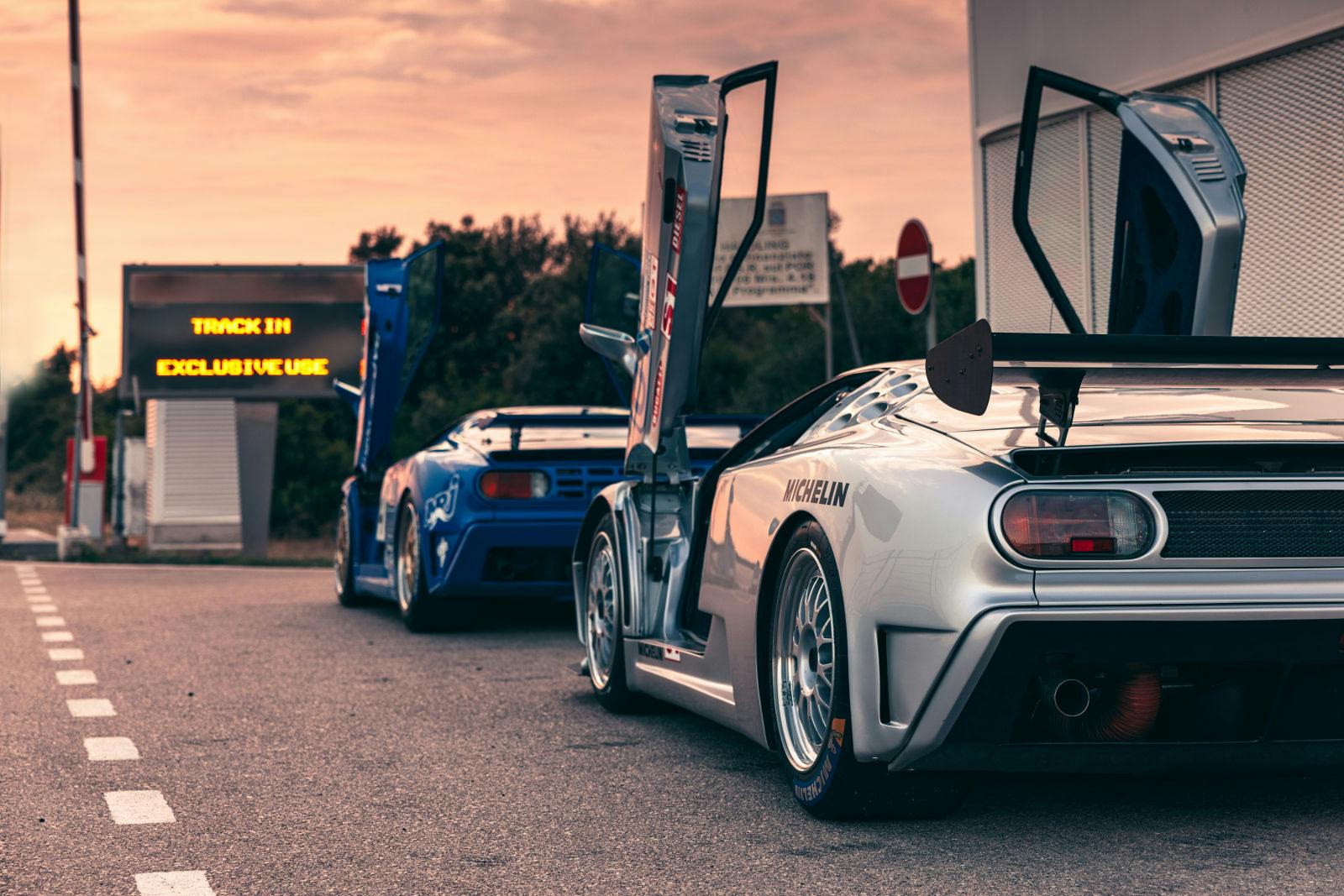 The EB110 LM and EB 110 Sport Competizione (SC) ready to hit their natural habitat: the racetrack.