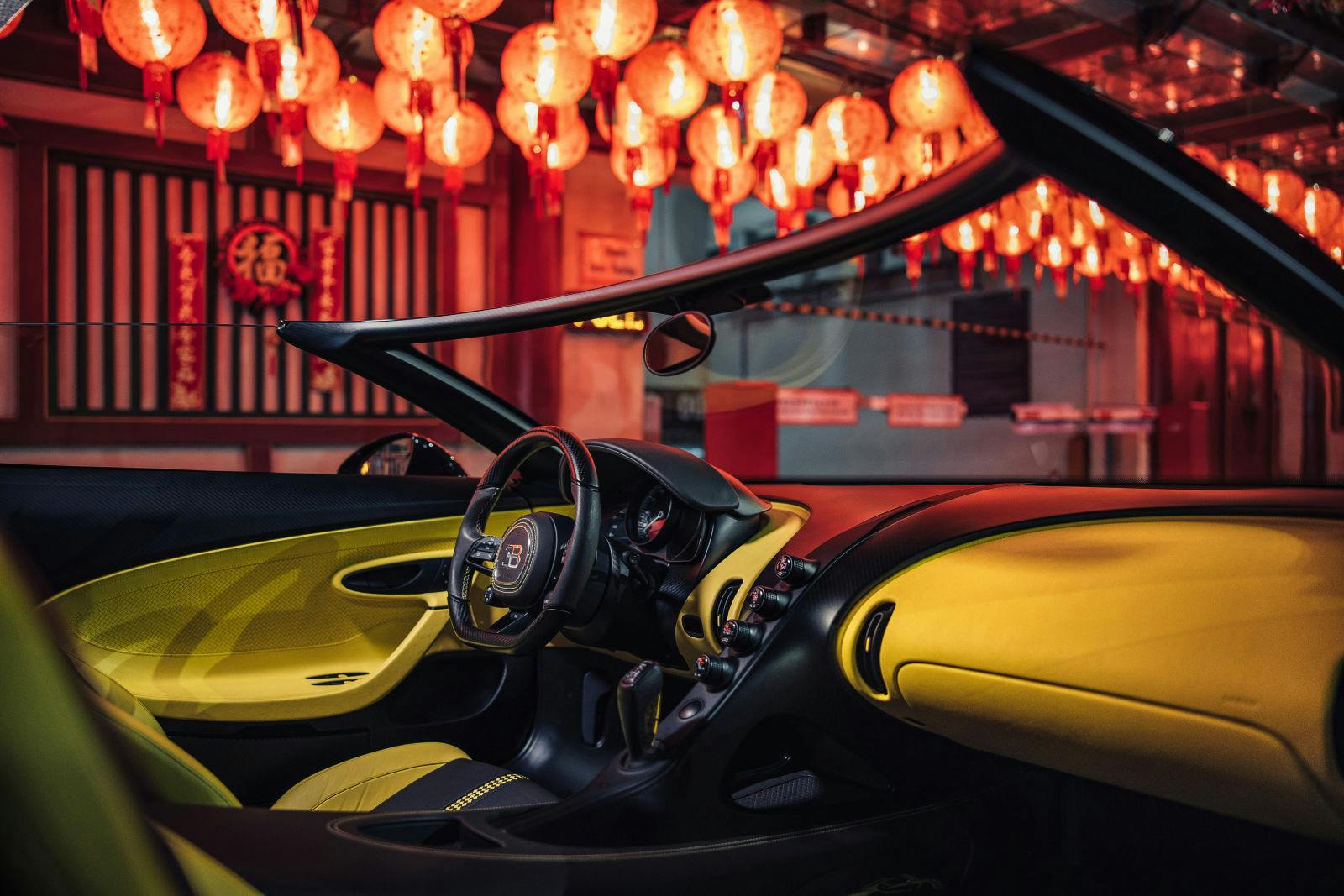 L'intérieur noir et jaune de la W16 Mistral s’inspire des couleurs préférées d'Ettore Bugatti.