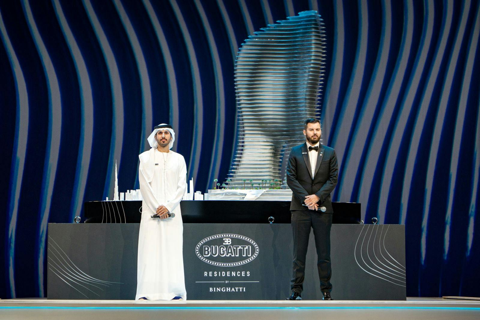 Muhammad BinGhatti, CEO von Binghatti, und Mate Rimac, CEO von Bugatti Rimac, haben das gemeinsame Projekt am 24. Mai 2023 in Dubai vorgestellt.