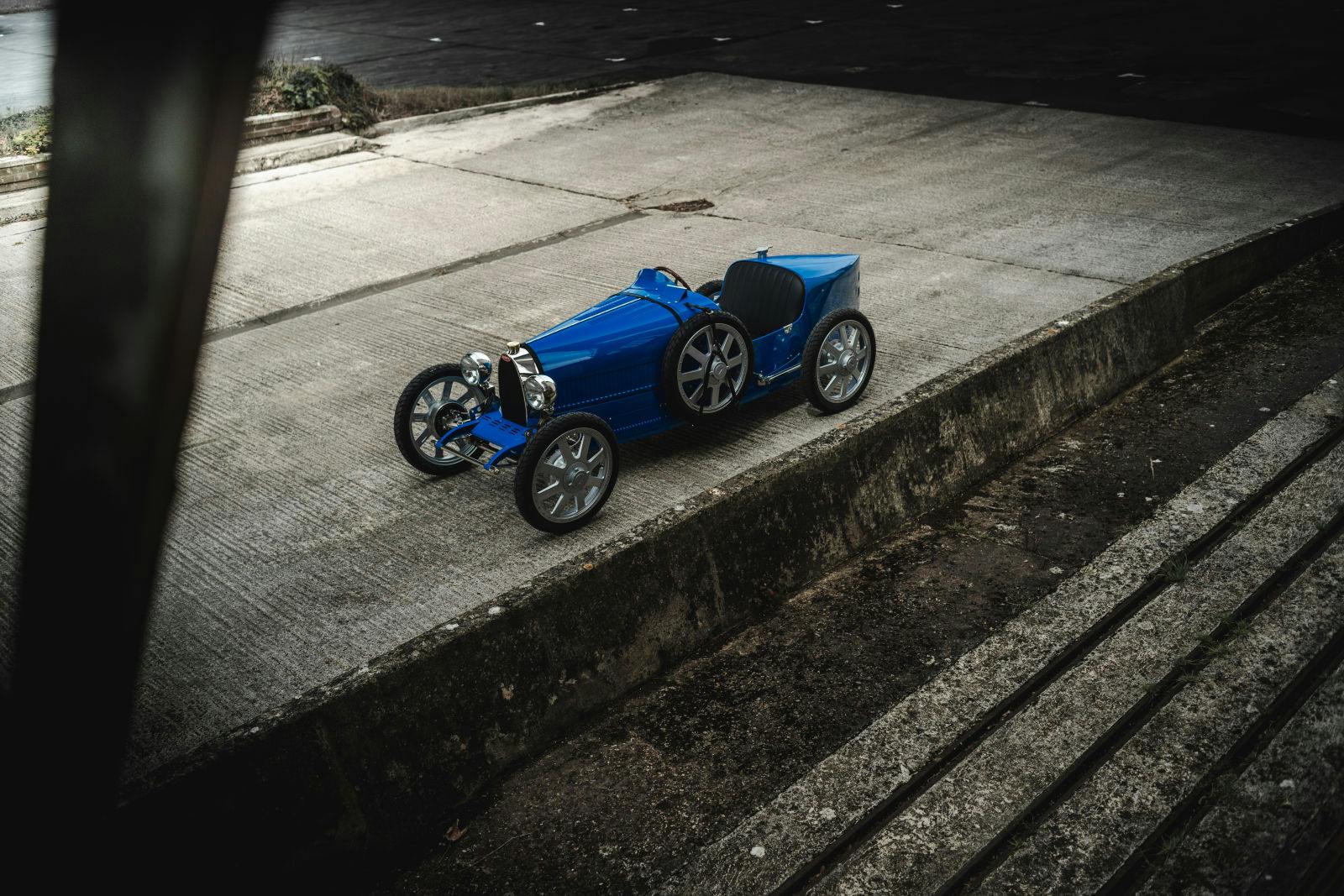 Fully electric with a limited-slip differential and regenerative braking.