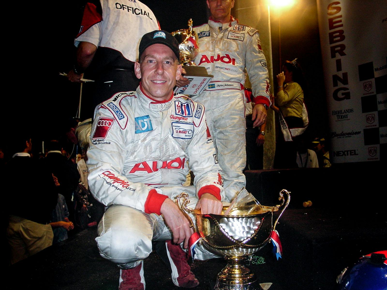 Die Auszeichnung würdigt die bemerkenswerte Rekordzahl von zehn Podiumsplätzen, die Wallace bei 19 Starts im 12-Stunden-Rennen von Sebring erringen konnte, darunter auch Siege in aufeinanderfolgenden Jahren (1992 und 1993) und fünf zweite Plätze.