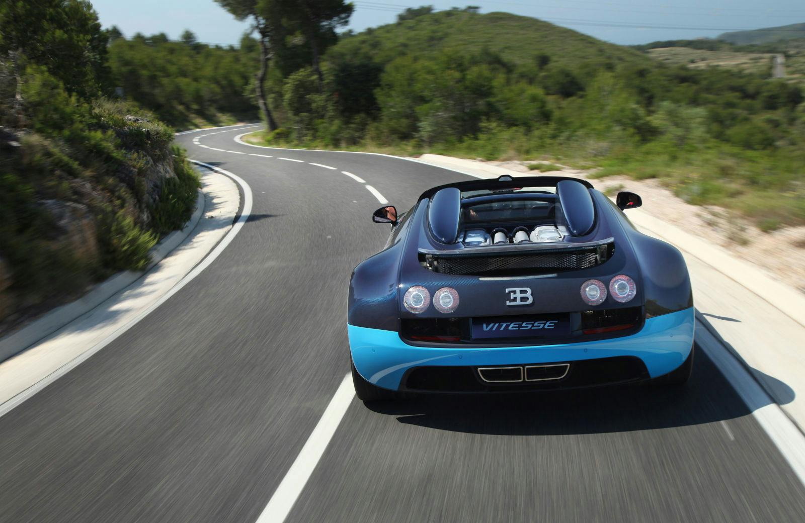 In 2012, Bugatti presented the Veyron 16.4 Grand Sport Vitesse, the convertible version of the Veyron 16.4 Super Sport.