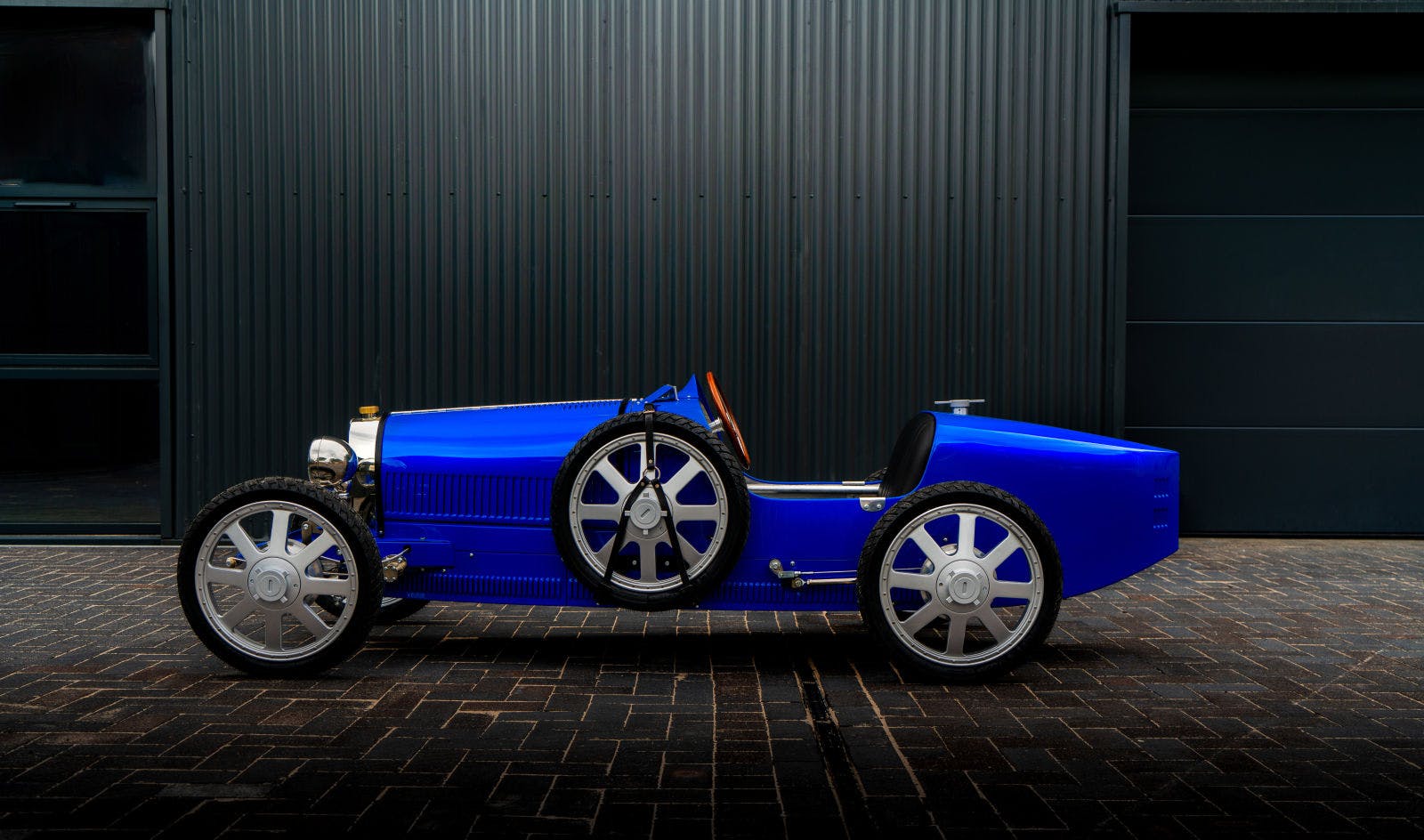 The Bugatti Baby II in French Racing Blue.