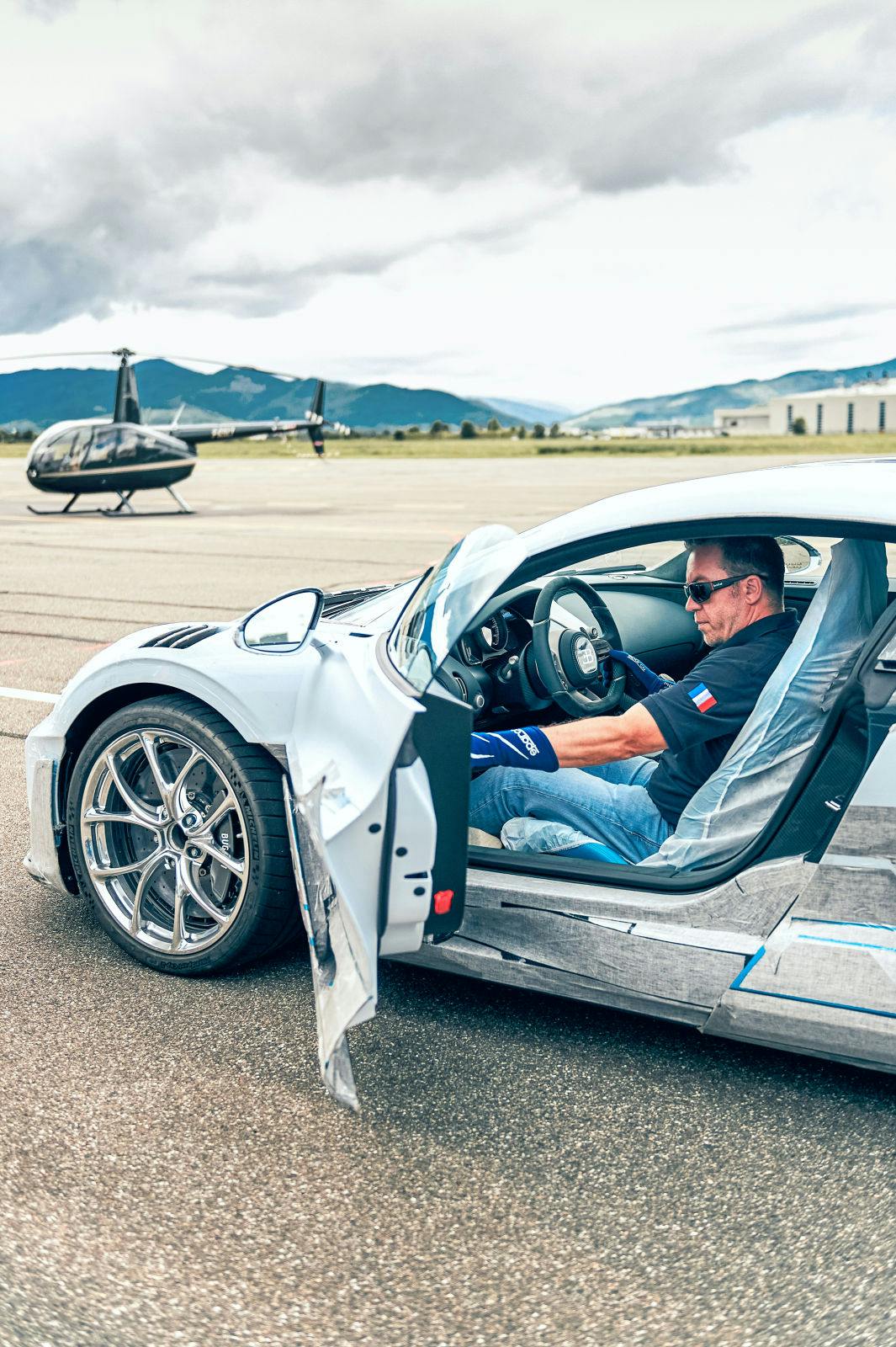 Steve Jenny, Bugatti test driver since 2004, has driven more than 350,000 km in Veyron, Chiron and Divo models.