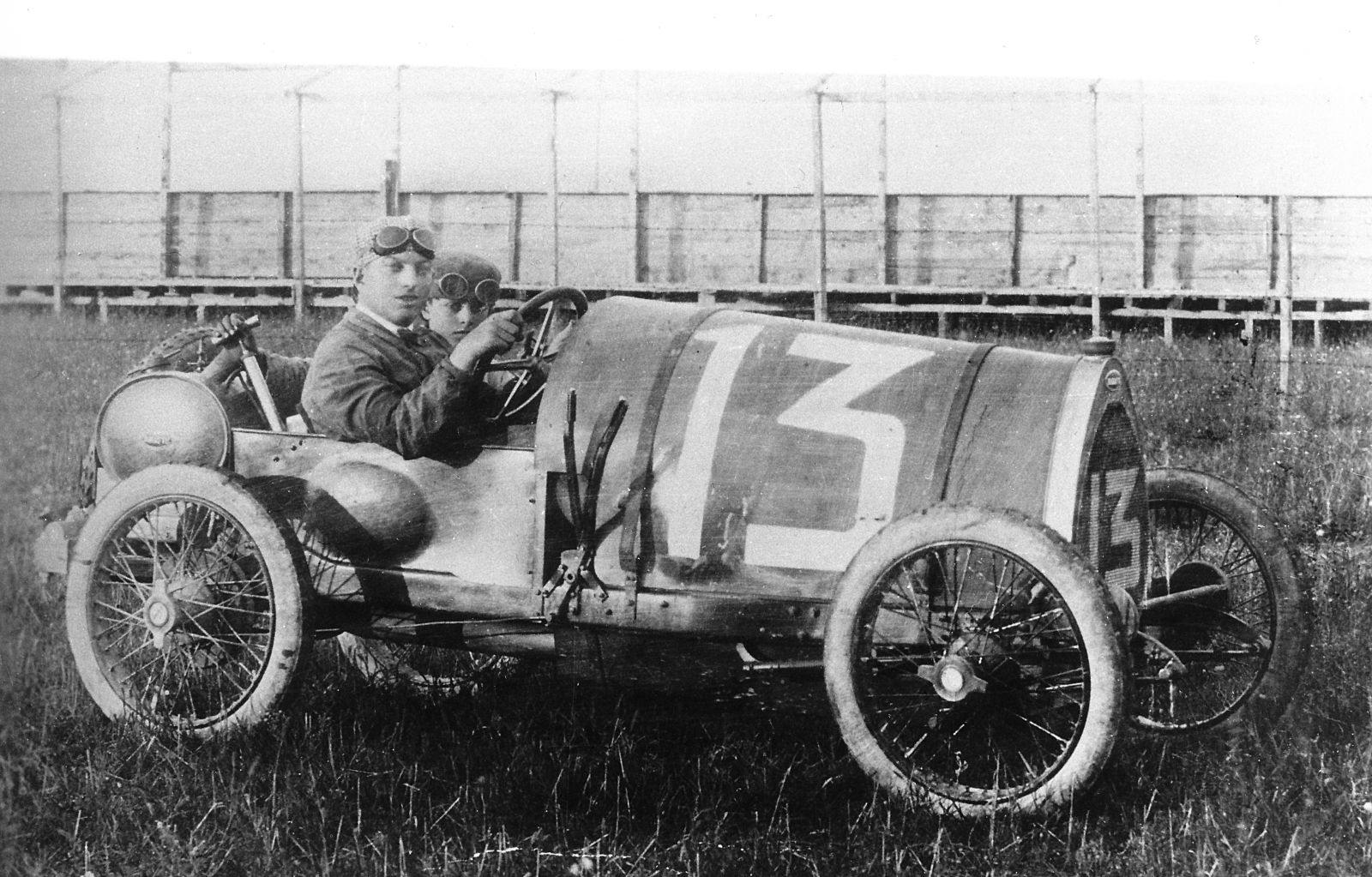 Eine Legende wird 100 Jahre alt: der Bugatti Type 13 „Brescia“.