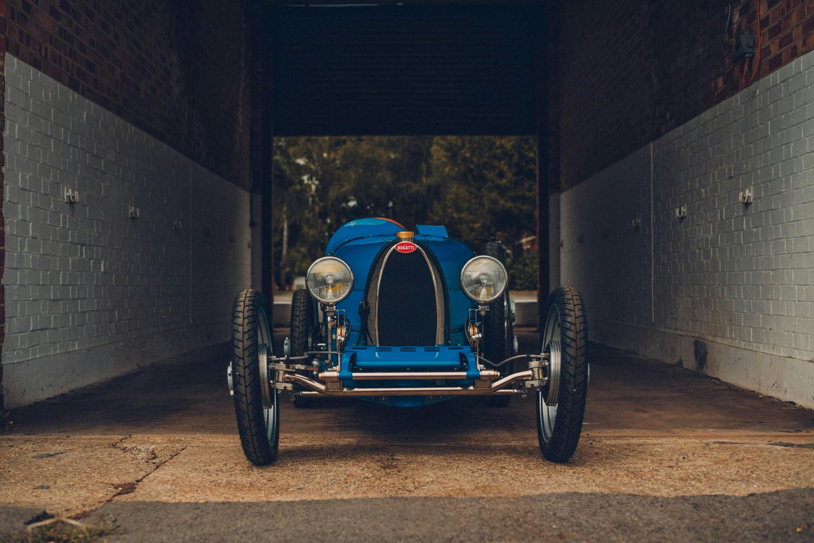 Jeder Bugatti Baby II trägt das unverwechselbare „Macaron“.