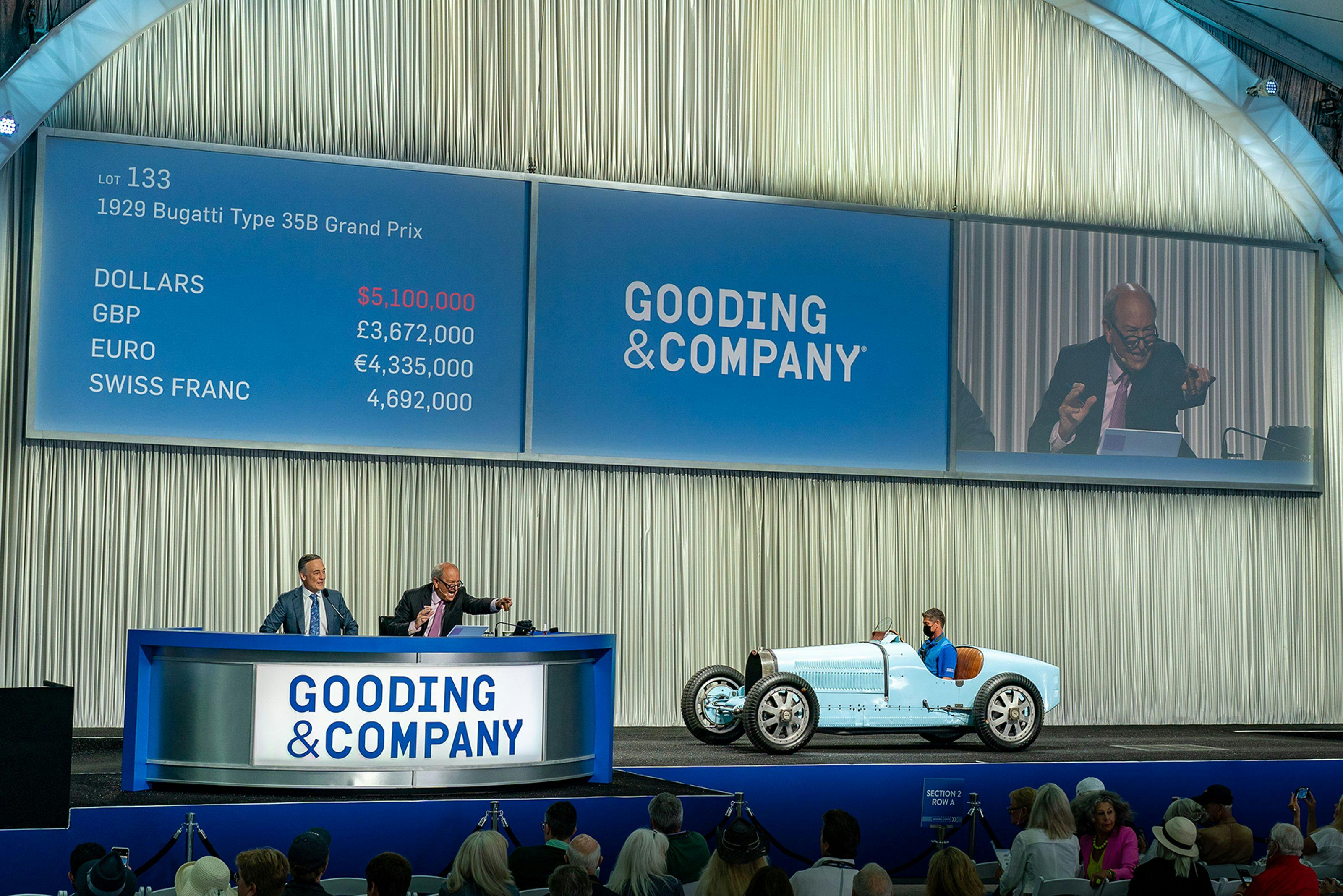 Les modèles Bugatti remportent de nombreux prix et établissent des records d'enchères à la Monterey Car Week.