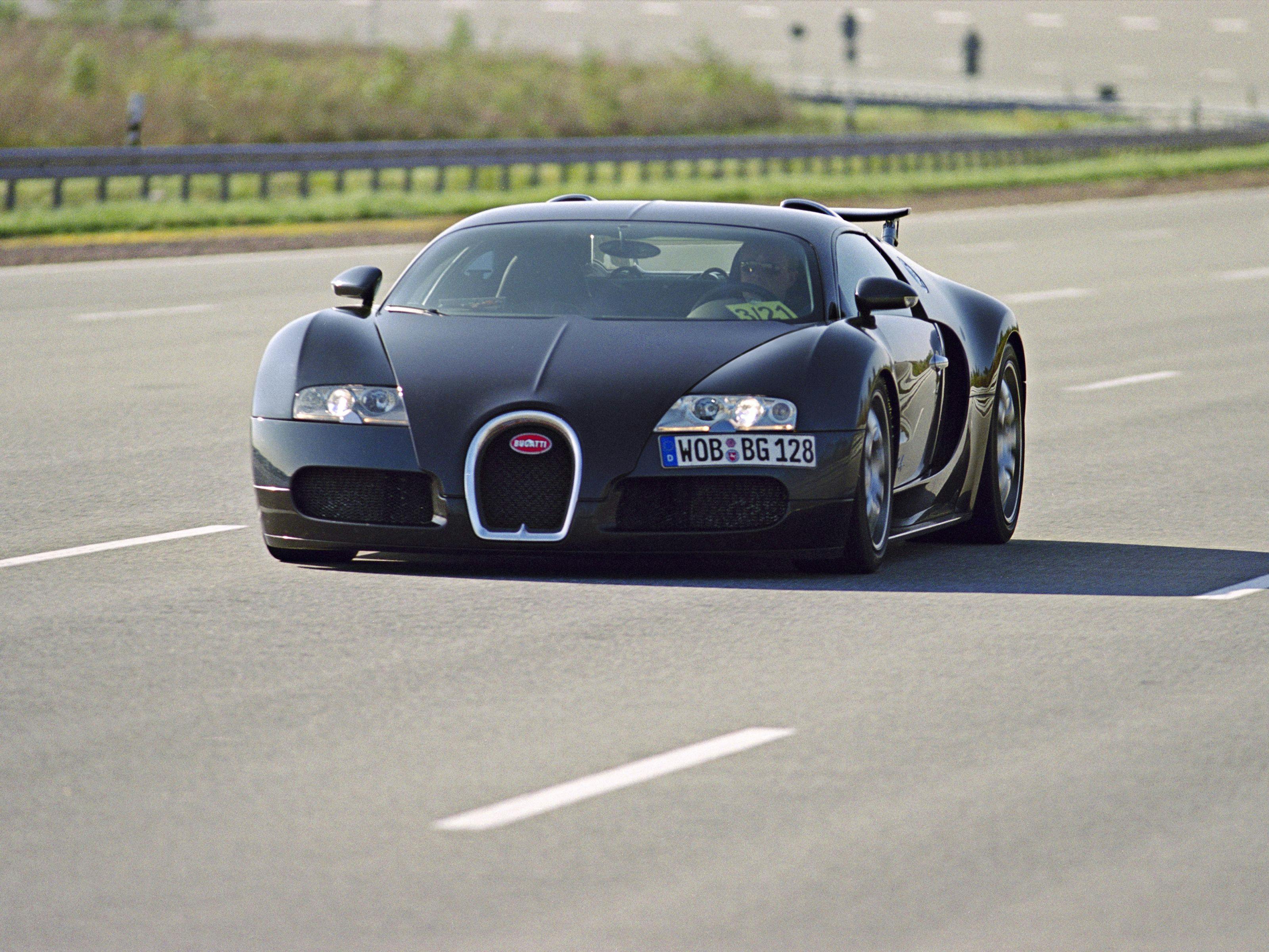 Bugatti Veyron Le stade de la fabrication en série sera bientôt atteint grâce à onze prototypes