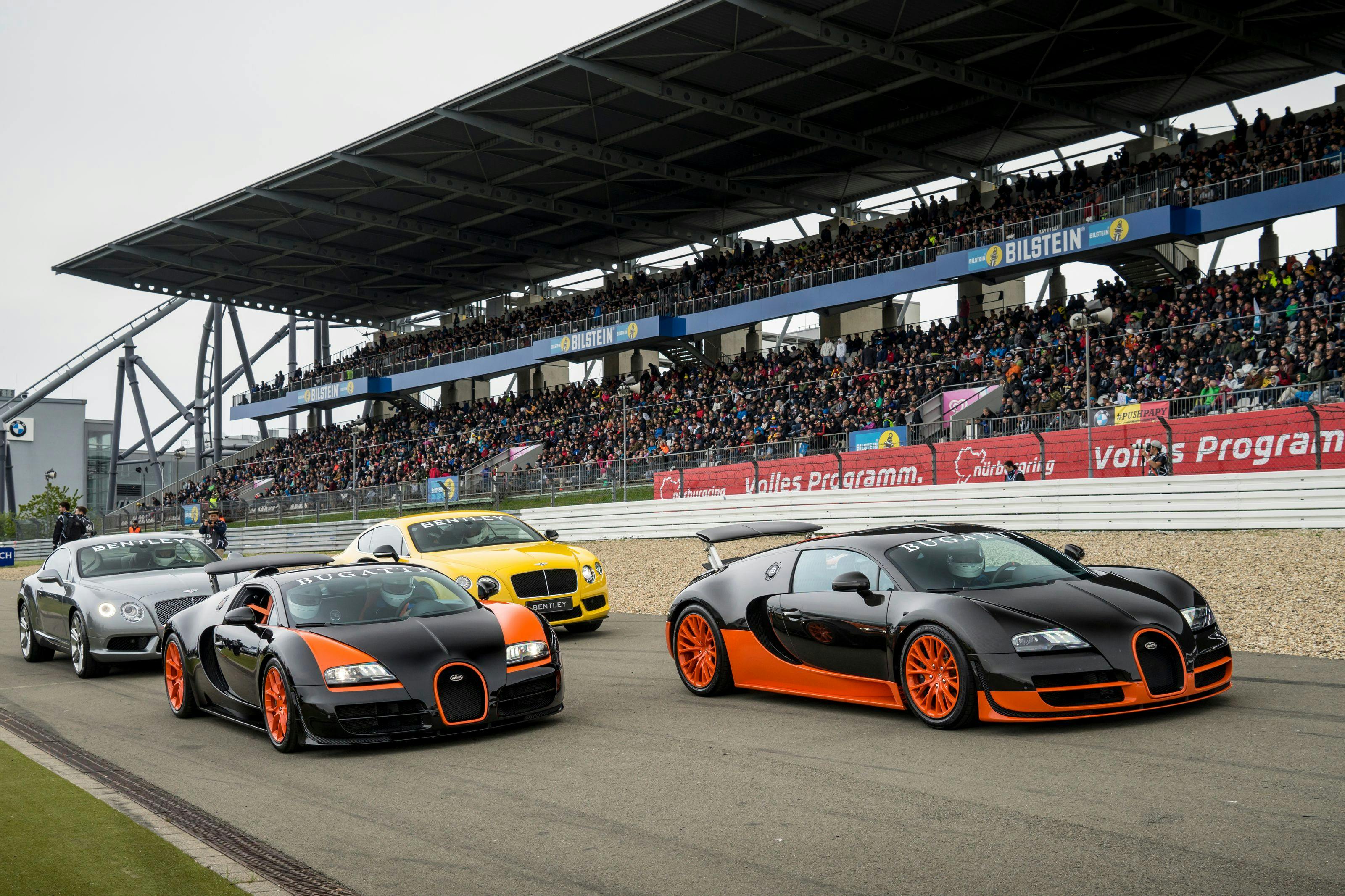 Bugatti Photo Release: Two world speed record cars at the Nuerburgring