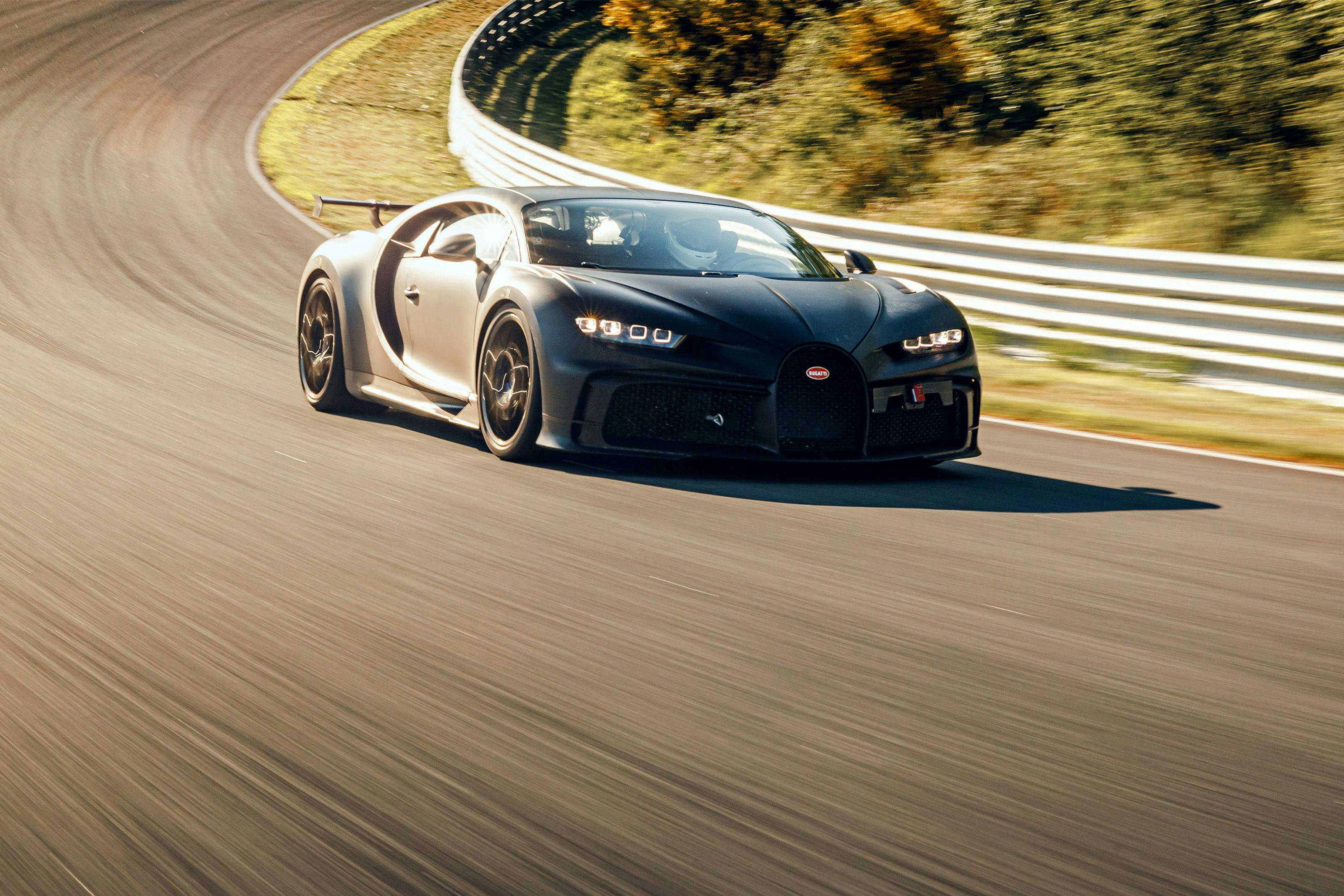 Bugatti Chiron Pur Sport – A lap in the new hyper sports car