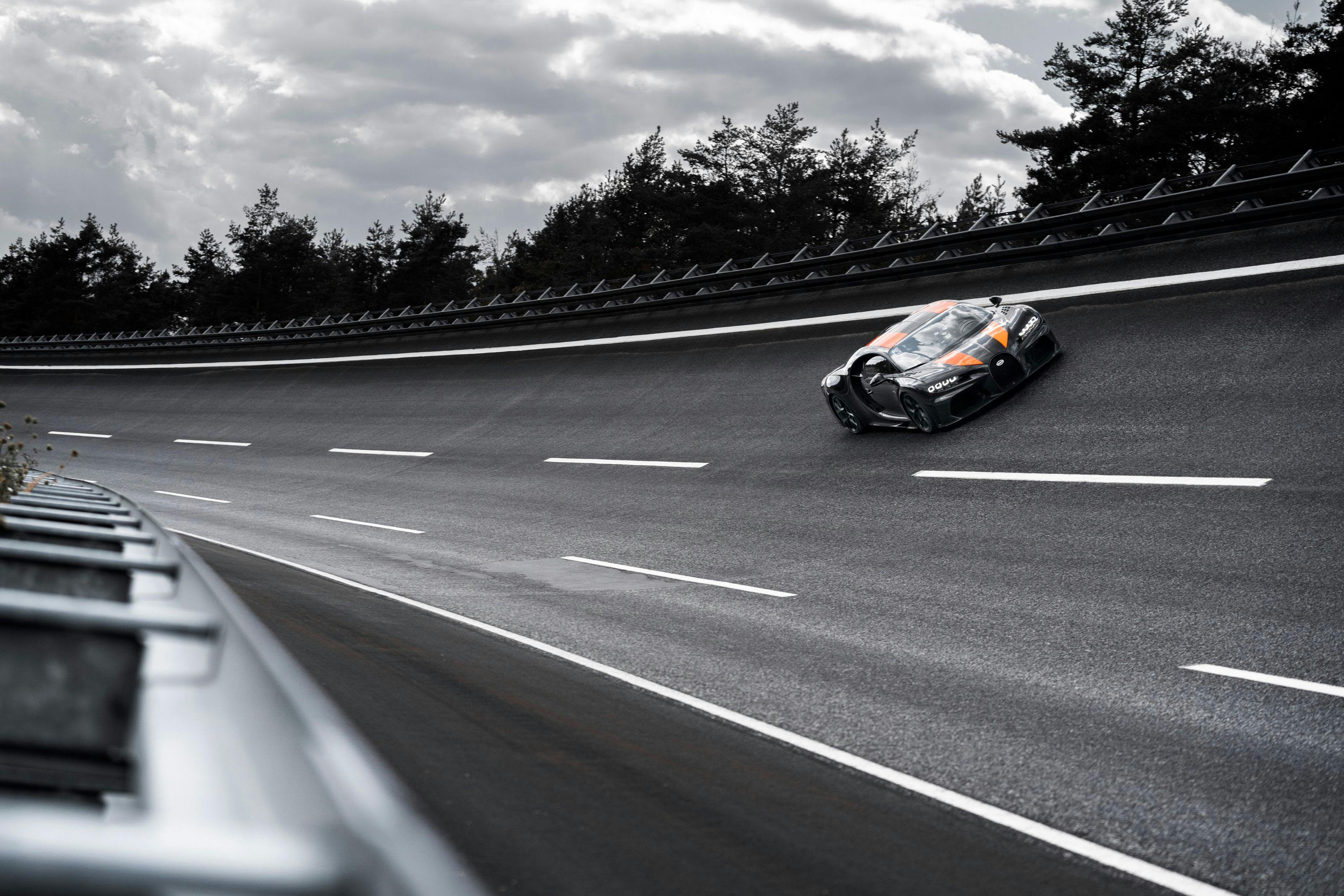 Bugatti world record – Lower Saxony versus Nevada